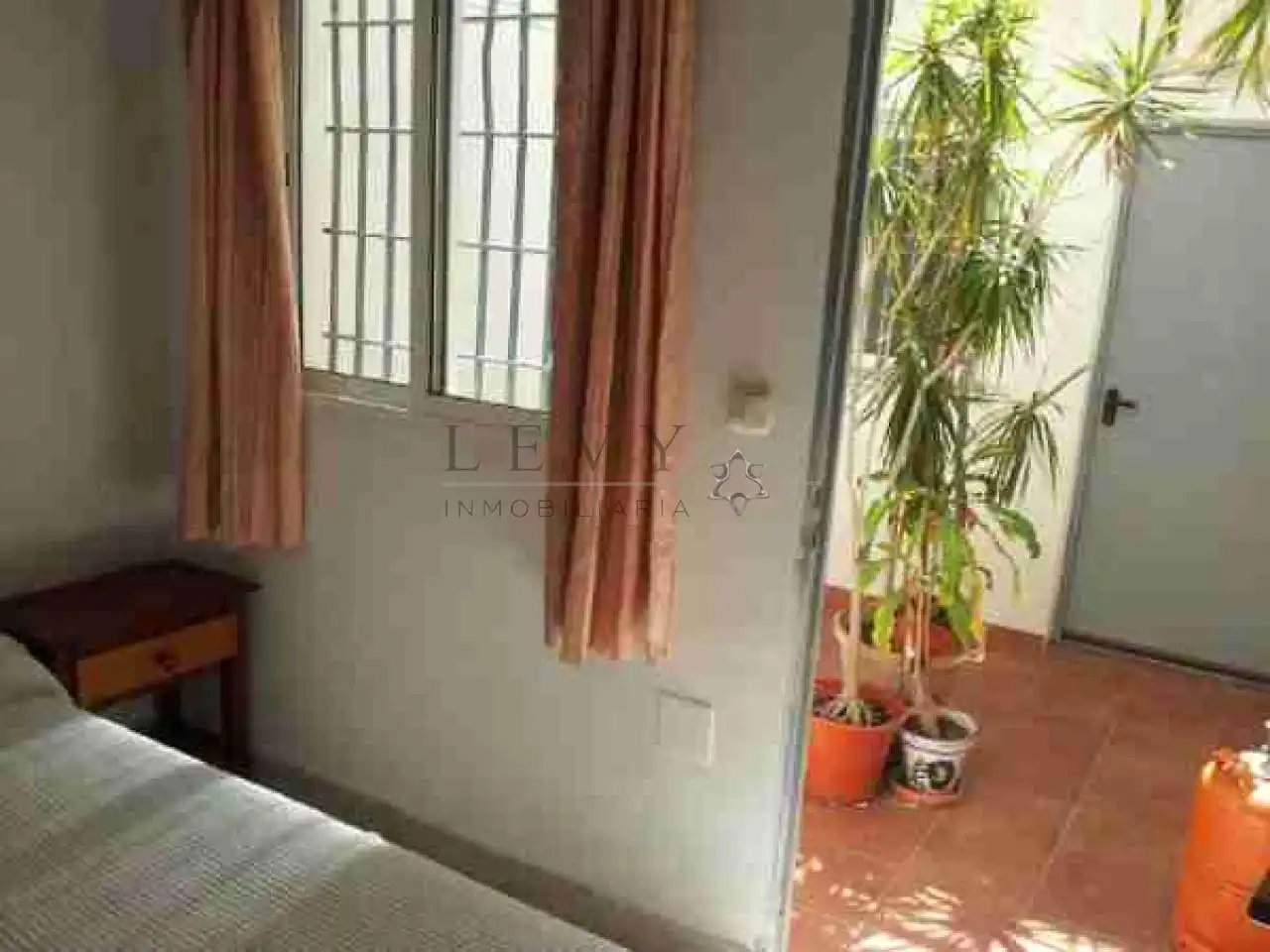 Bedroom of Flat for share in Málaga  with Heating