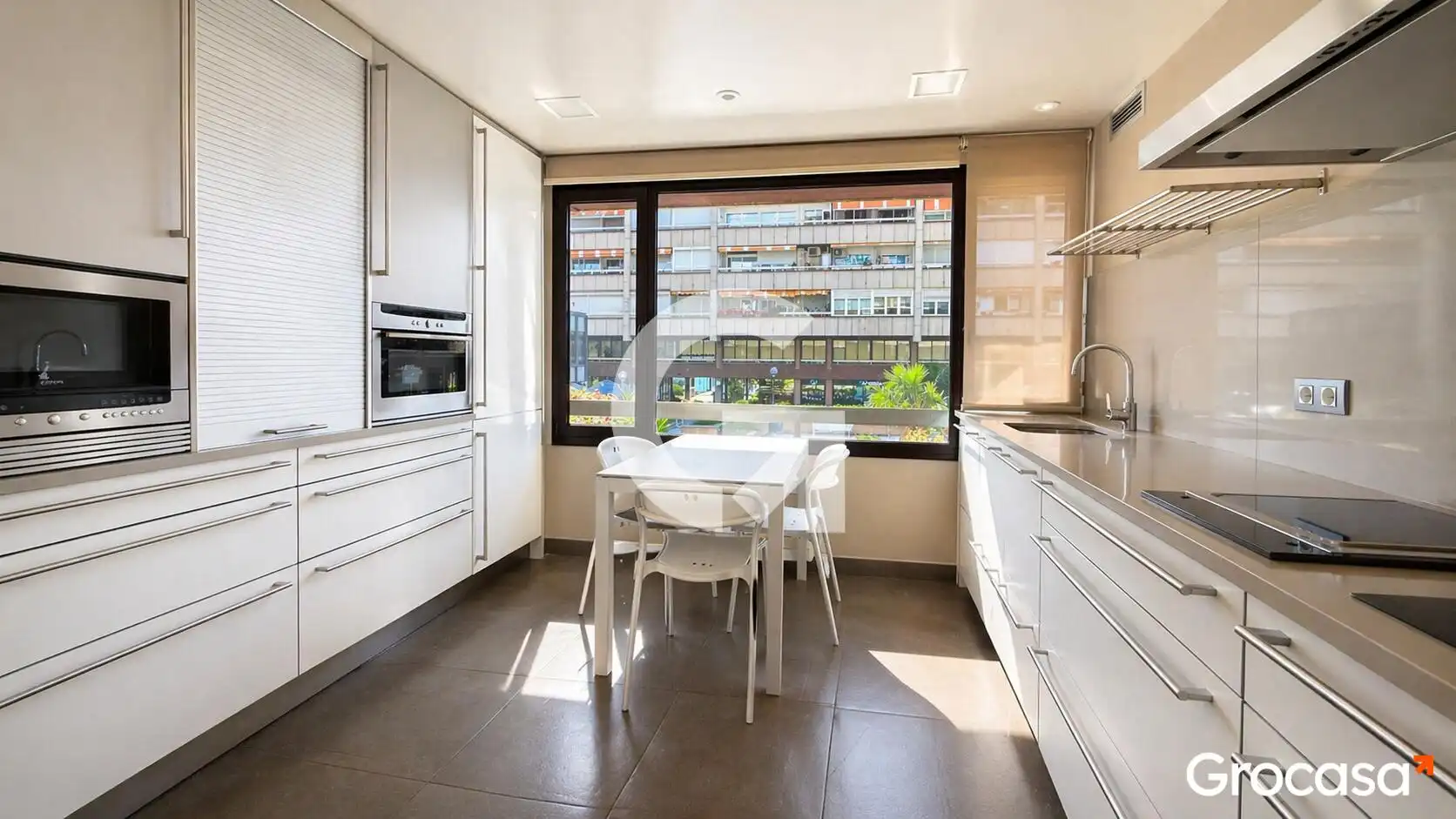 Cocina de Piso en venta en Barcelona con Aire acondicionado, Calefacción y Amueblado
