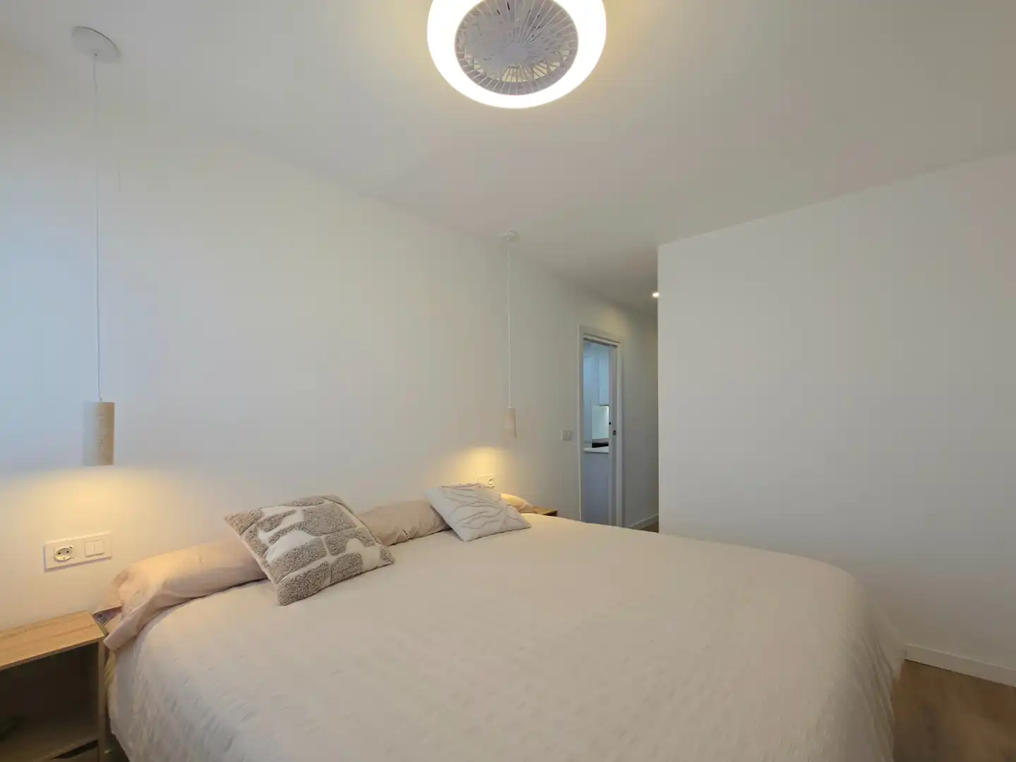 Habitación de Piso en venta en Alicante / Alacant con Aire acondicionado, Calefacción y Horno
