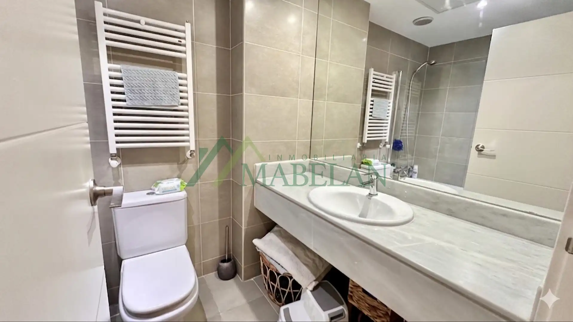 Baño de Piso de alquiler en Las Rozas de Madrid con Aire acondicionado, Calefacción y Terraza
