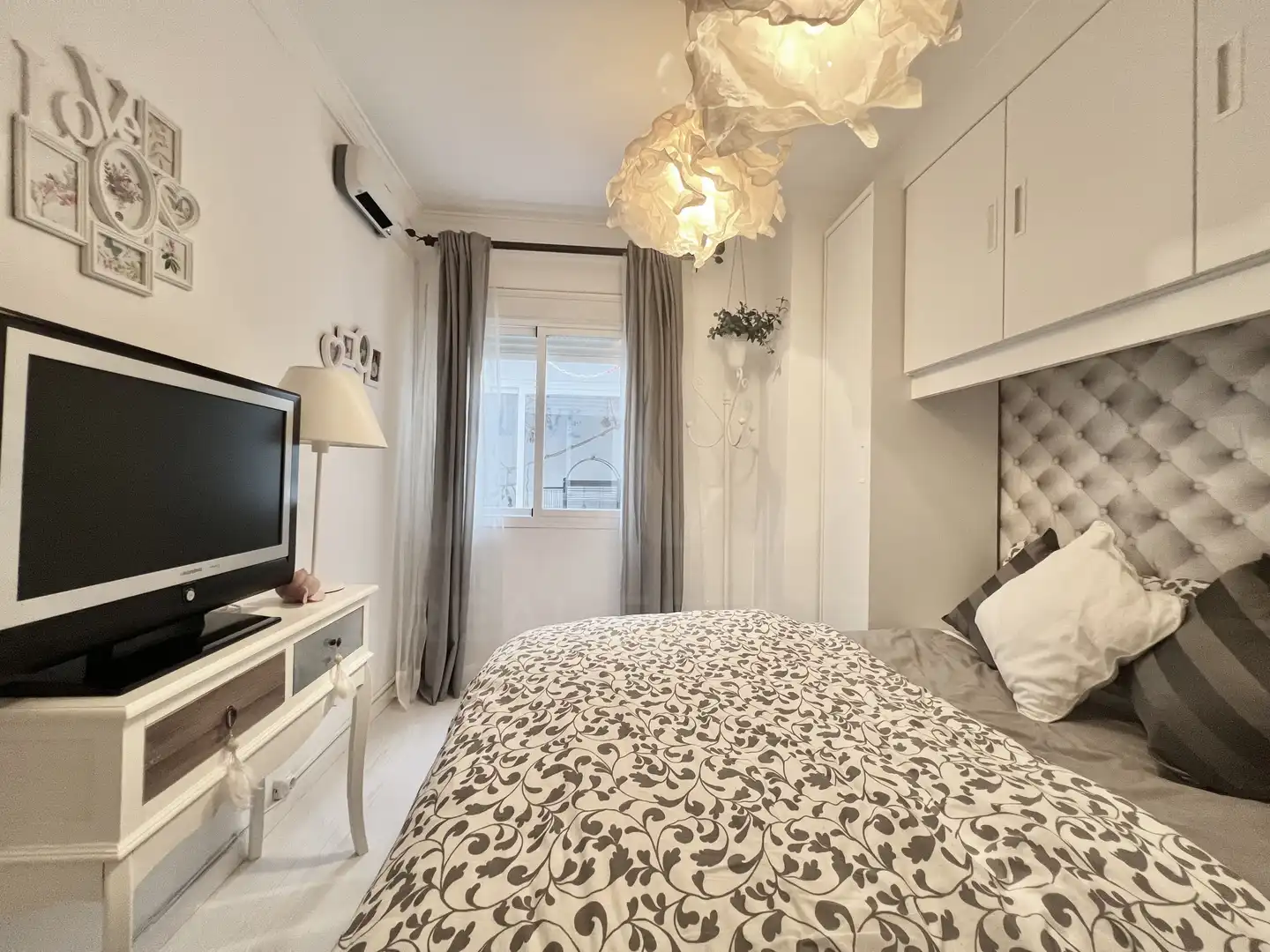 Bedroom of Flat for sale in Ronda  with Air Conditioner and Terrace