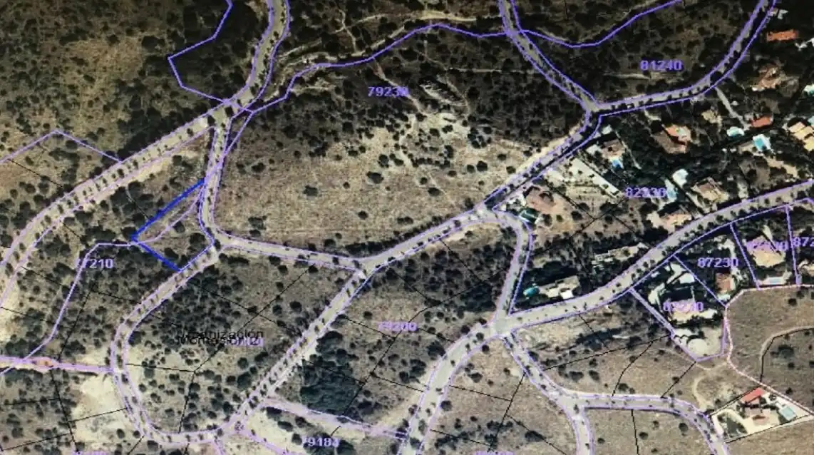 Terreno residencial en venta en Los Cigarrales - La Bastida, imagen 2