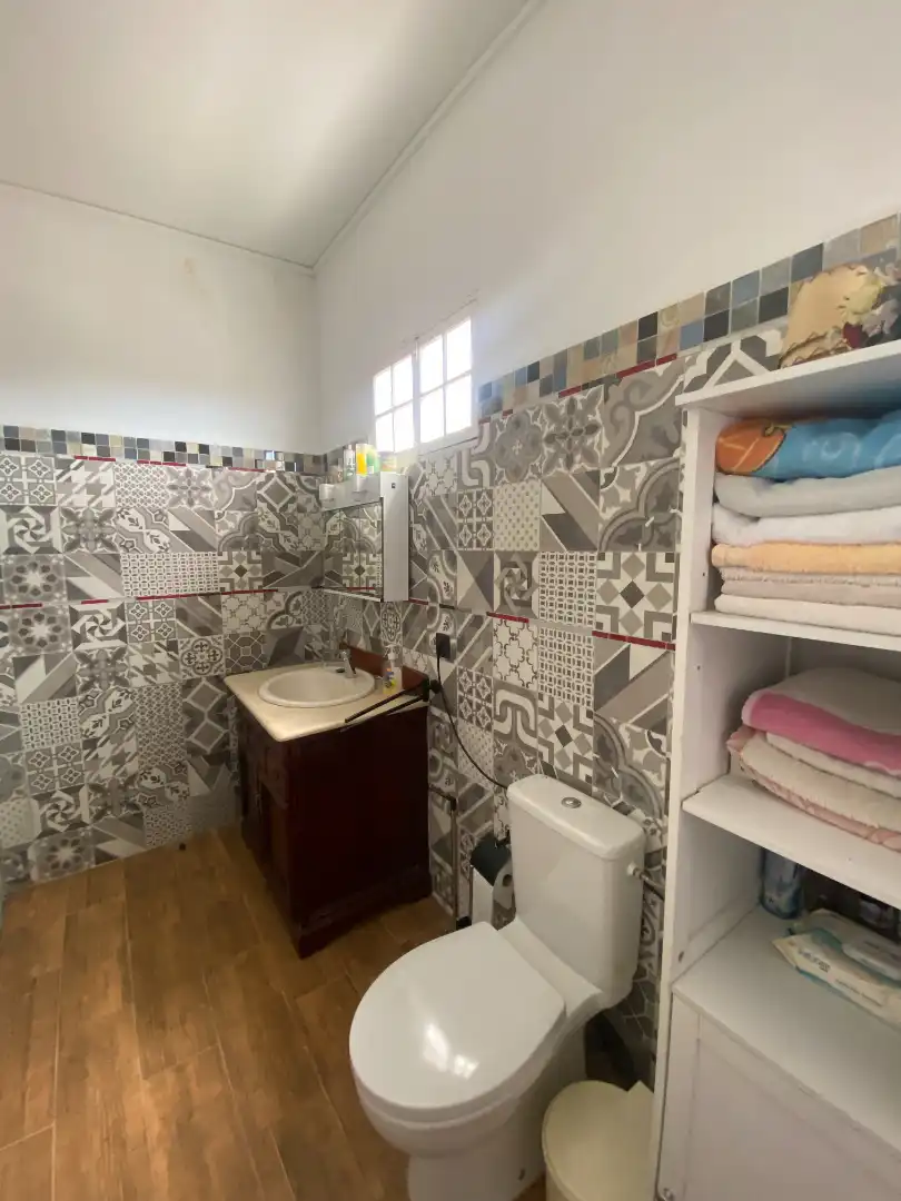 Baño de Finca rústica en venta en Los Llanos de Aridane con Jardín privado y Amueblado