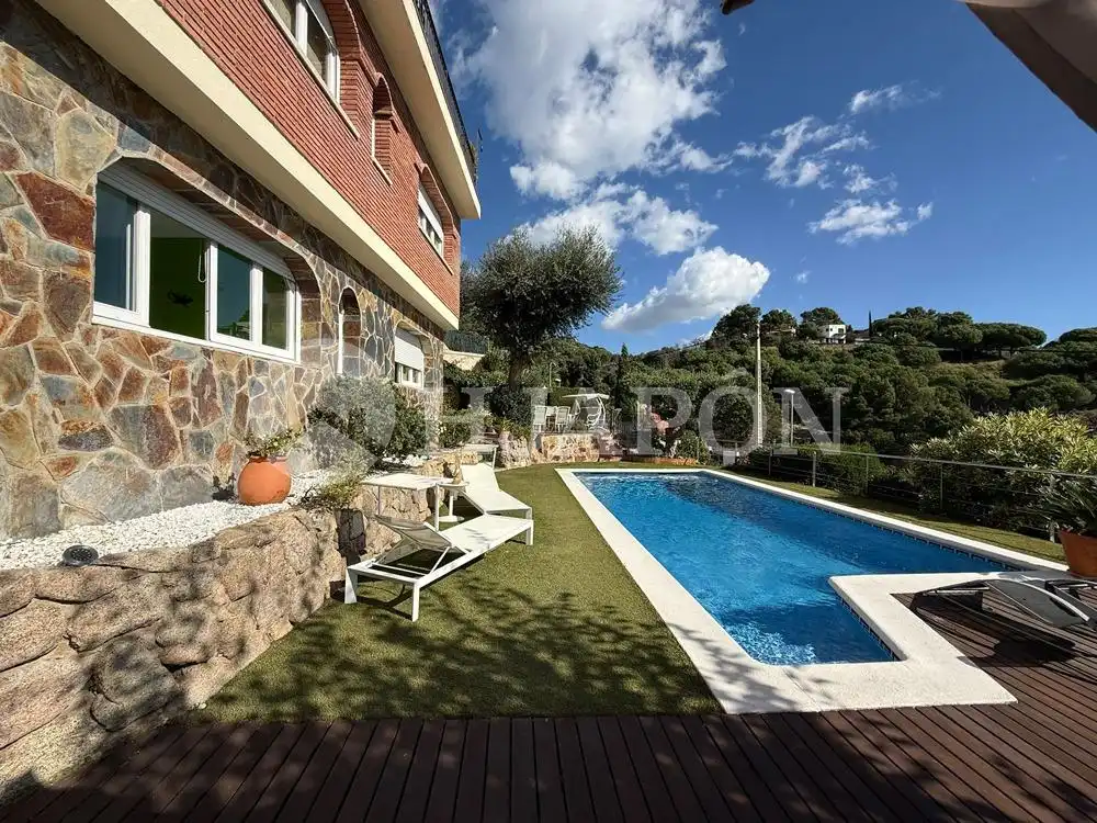 Garden of Houses for sale in Alella  with Heating, Private garden and Terrace
