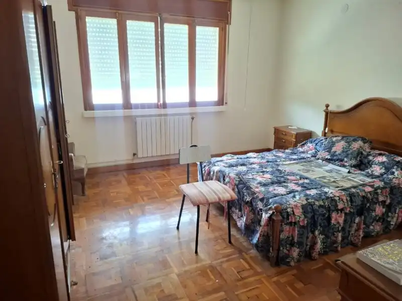 Gemischtgenutztes Gebäude zum Verkauf in Rúa Curros Enríquez 21, imagen 7