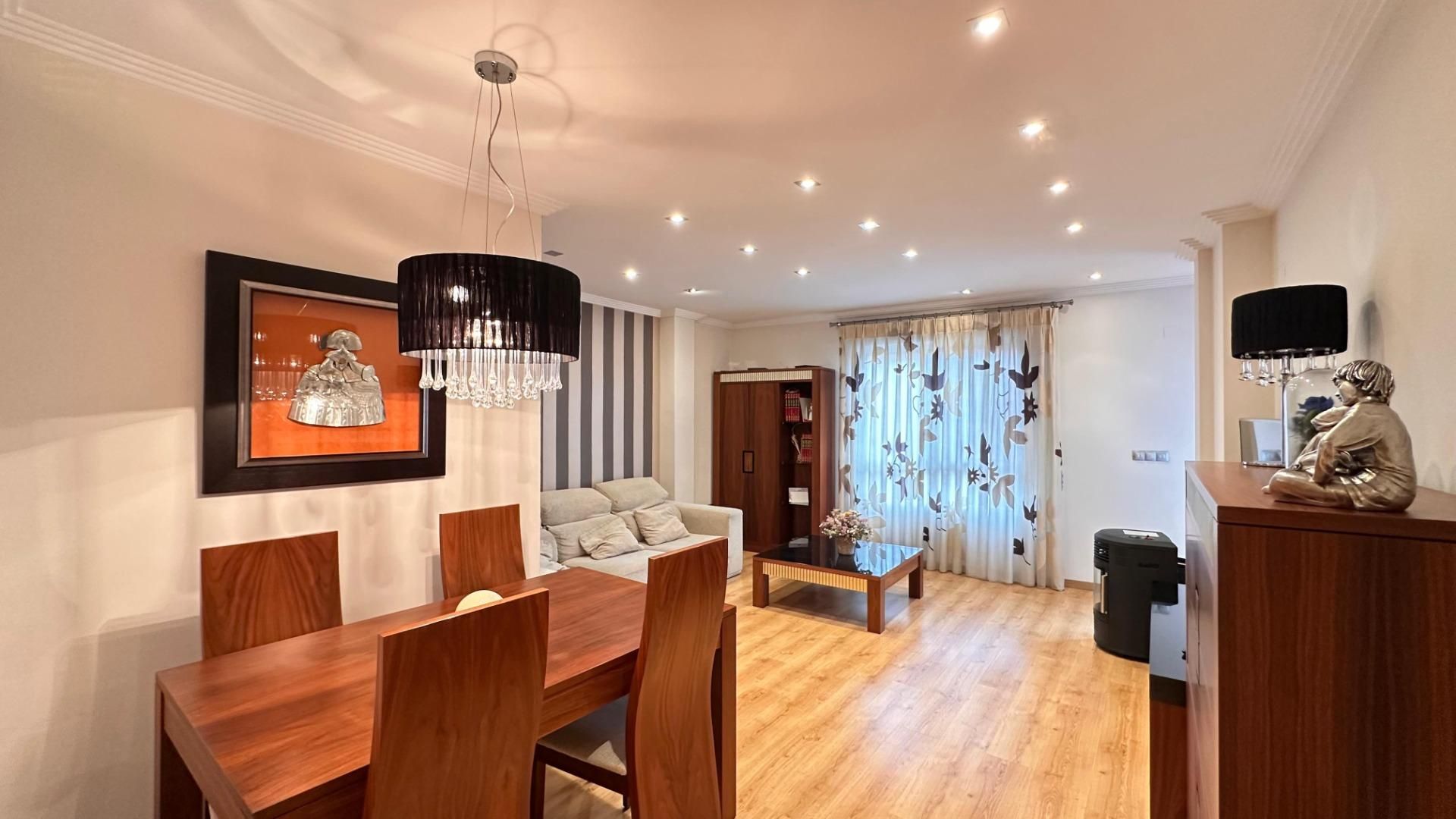 Sala d'estar de Pis en venda en Algemesí amb Aire condicionat, Parquet i Terrassa