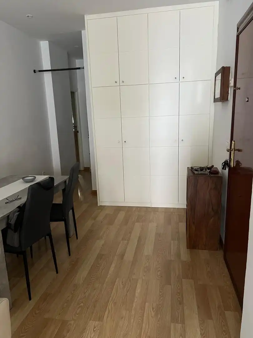 Habitación de Apartamento de alquiler en Sevilla con Aire acondicionado, Terraza y Amueblado