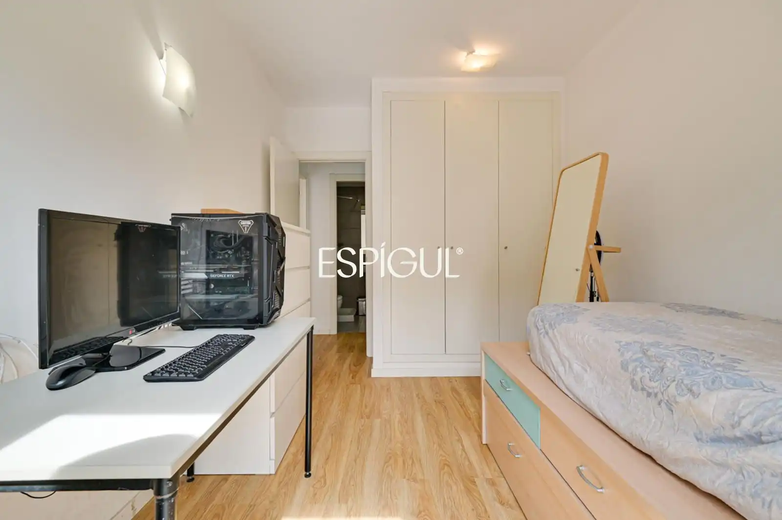 Habitación de Piso en venta en Girona con Aire acondicionado, Parquet y Trastero
