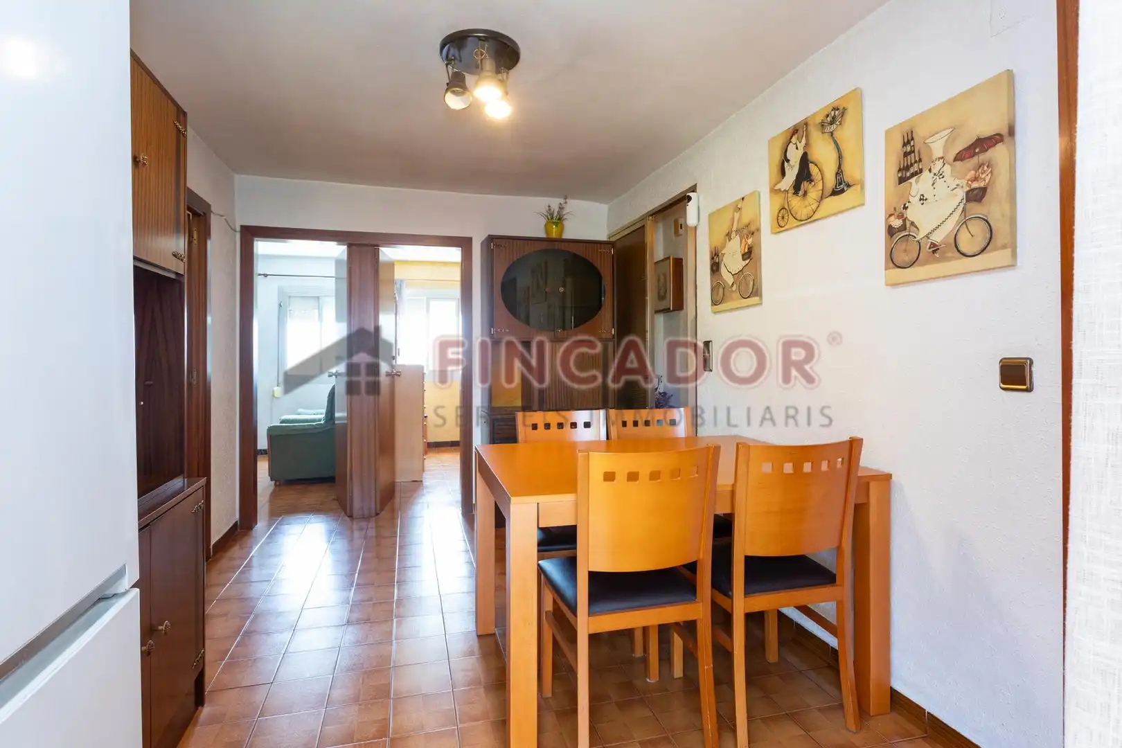 Comedor de Piso en venta en Barcelona con Balcón