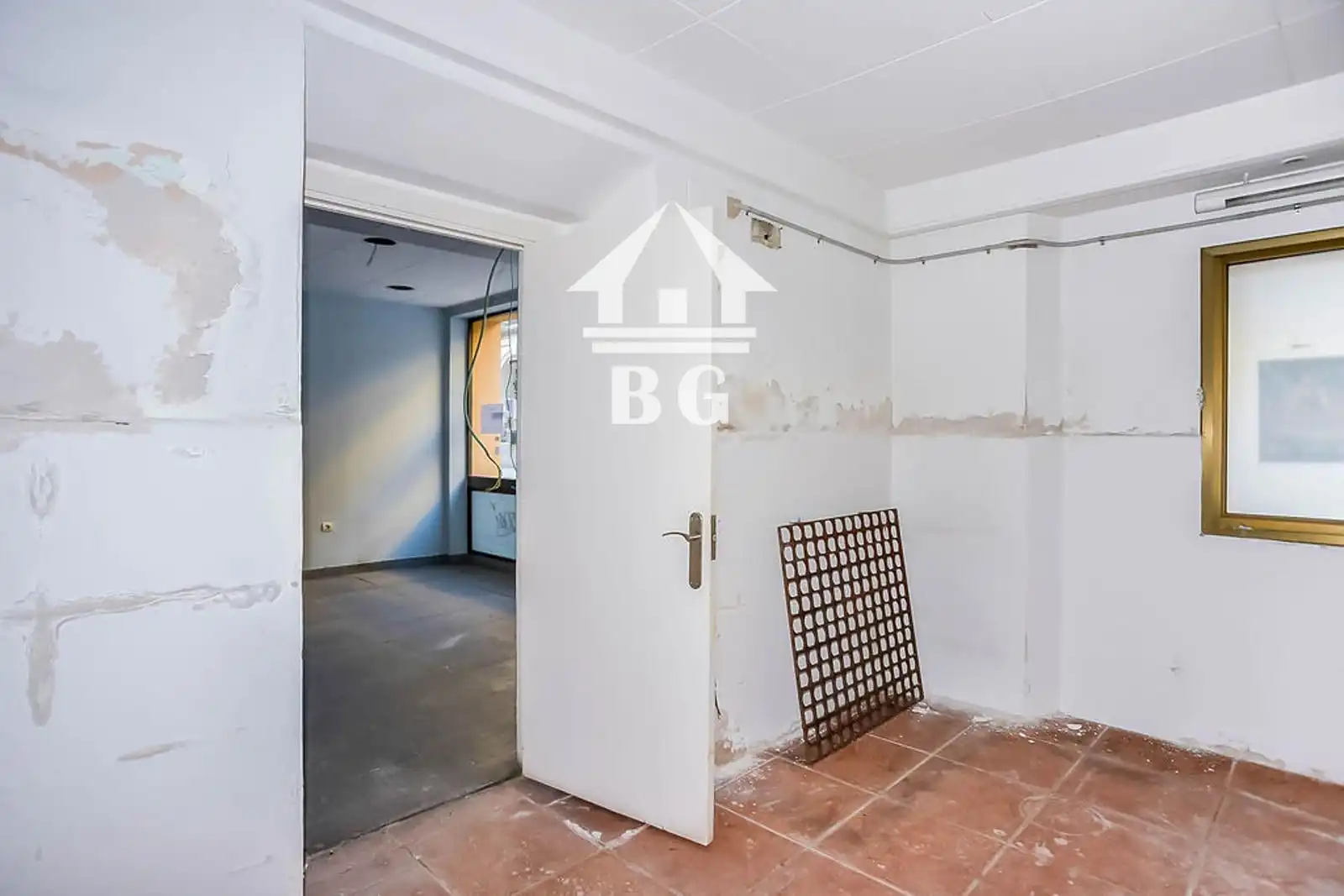 Local commercial à vendre à Les Voltes, imagen 10