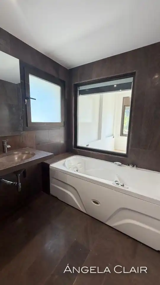 Casa con piscina in vendita a avenida garrofers, imagen 40