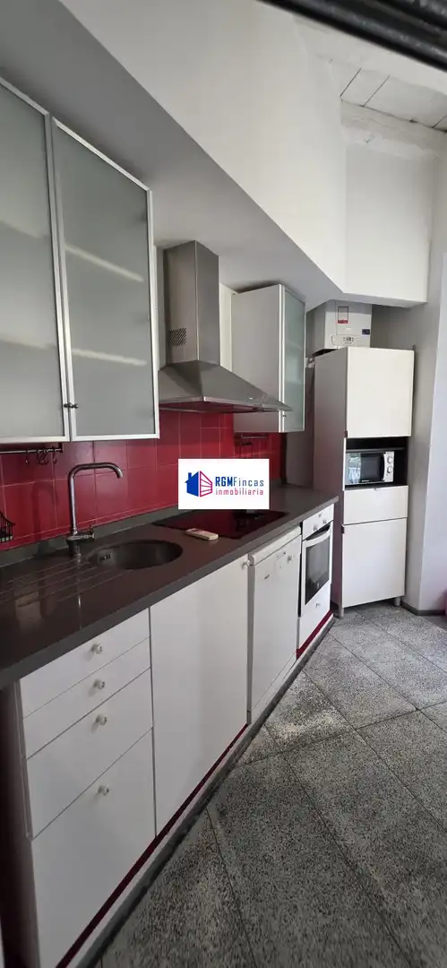 Cuina de Casa o xalet de lloguer en Sevilla amb Aire condicionat, Calefacció i Terrassa