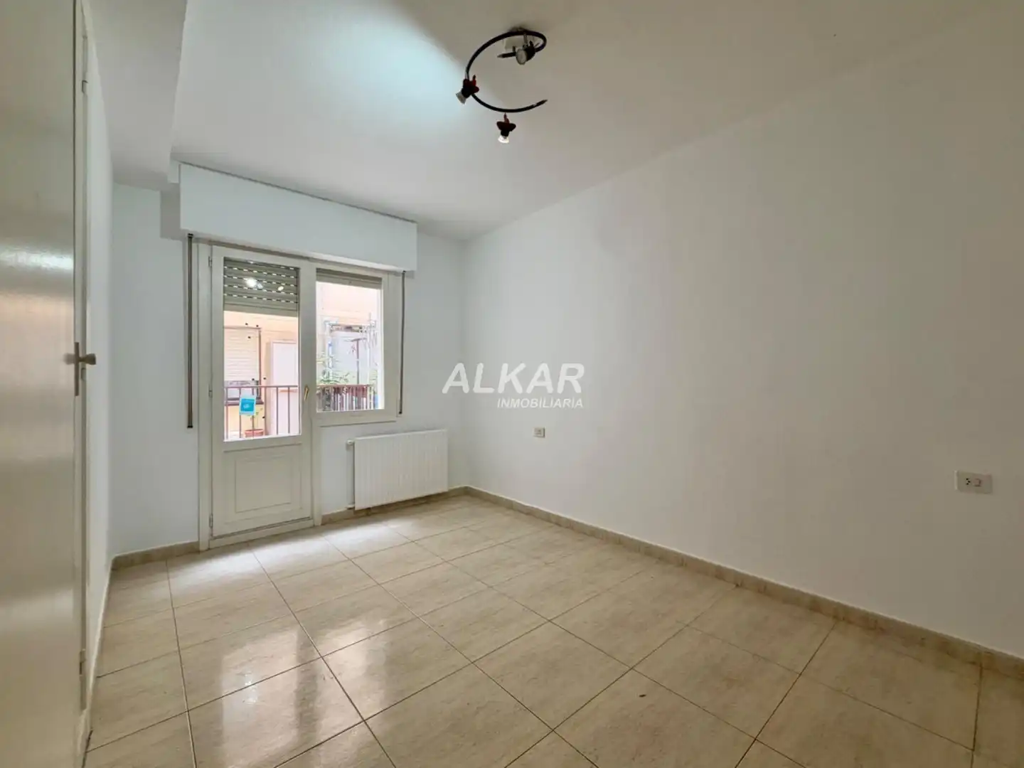 Piso con terraza en venta en Calle Calle Entrefuentes, imagen 15