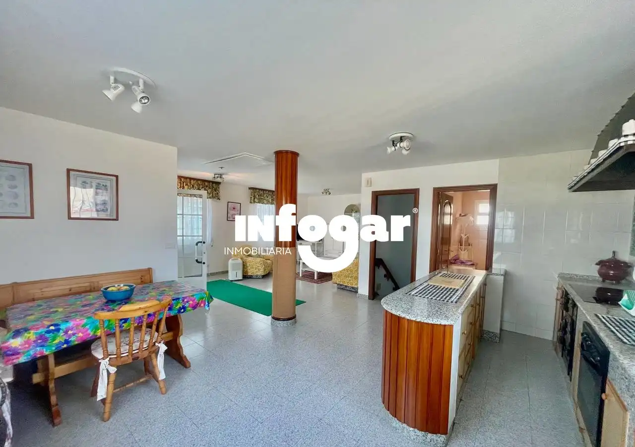 Casa o xalet de lloguer en Oia amb Jardí privat, Terrassa i Piscina