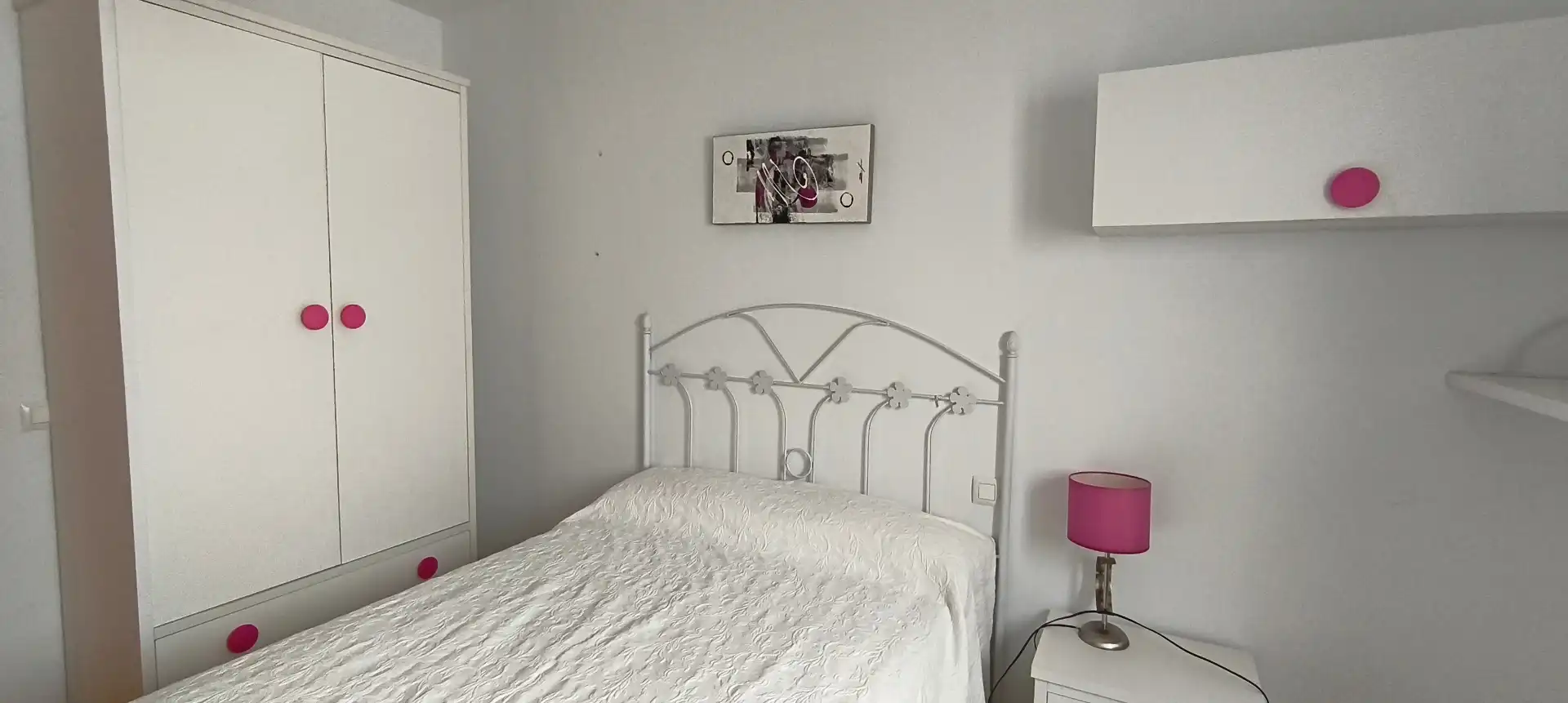 Bedroom of Flat for sale in Moraleja  with Air Conditioner, Furnished and Oven