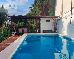 Swimming pool of Single-family semi-detached for sale in Vélez-Málaga  with Terrace and Swimming Pool