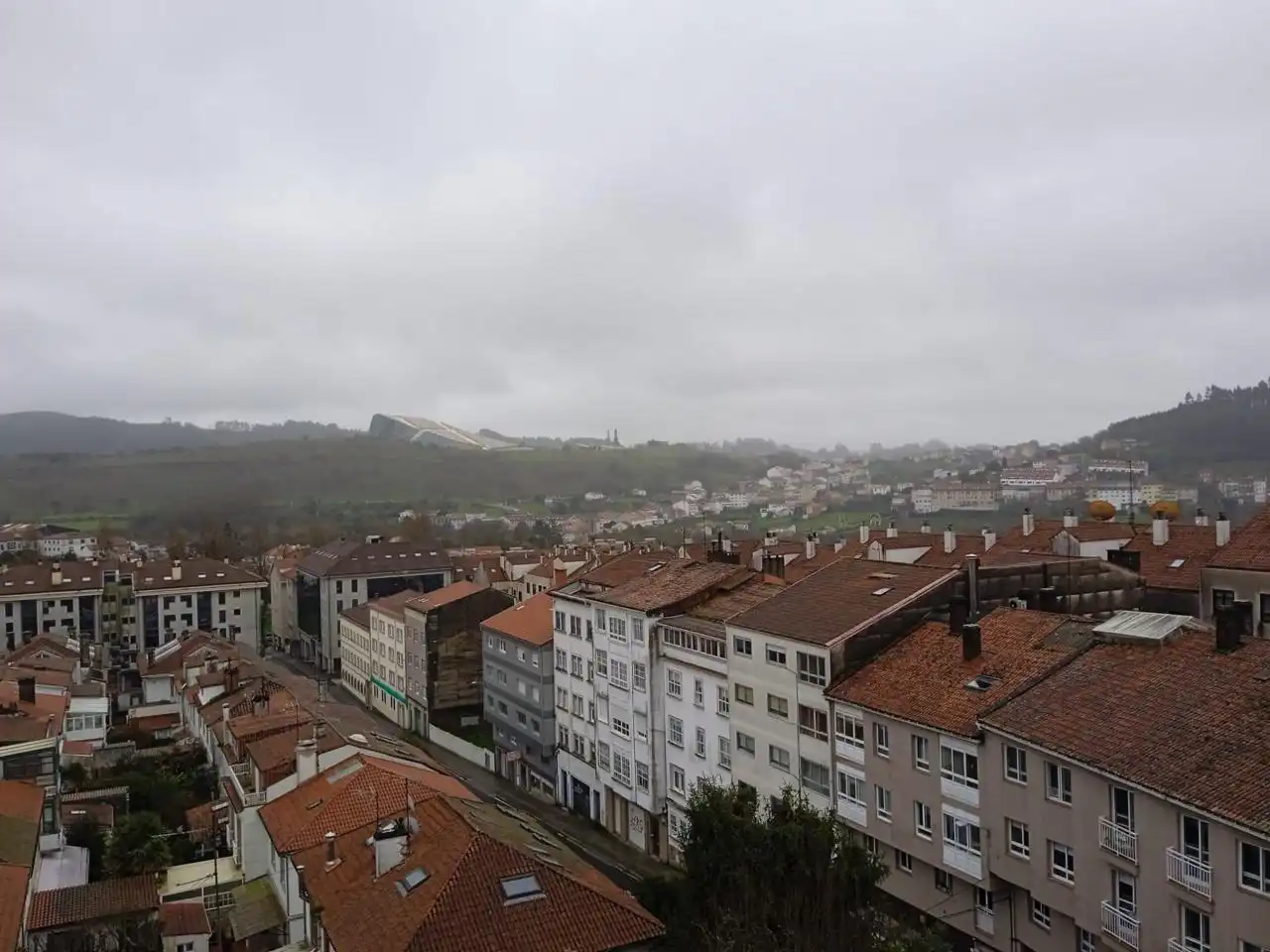 Vista exterior de Pis en venda en Santiago de Compostela  amb Calefacció