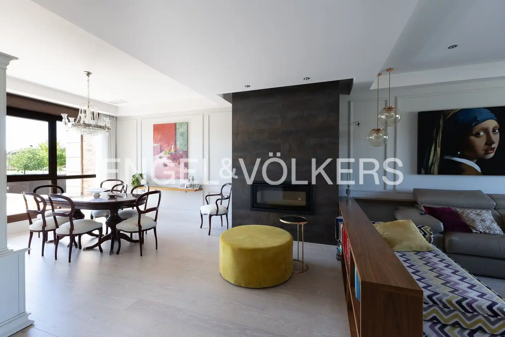 Wohnzimmer von Einfamilien-Reihenhaus zum Verkauf in Majadahonda mit Klimaanlage, Heizung und Privatgarten