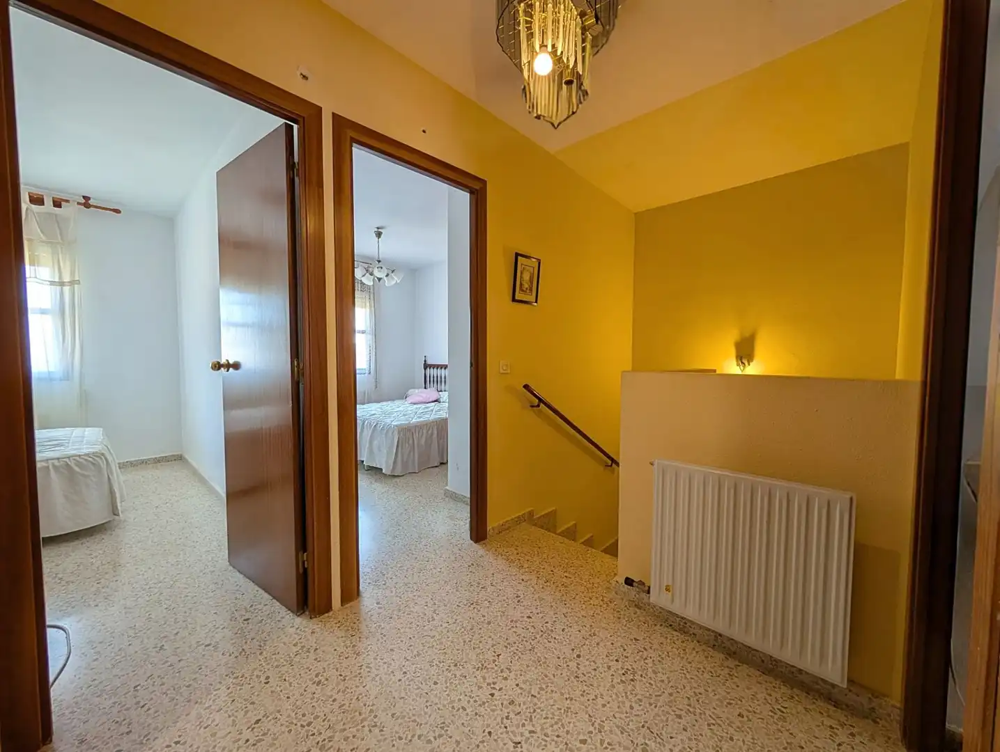 Casa adosada en venda en La Puebla de Híjar amb Calefacció, Terrassa i Traster
