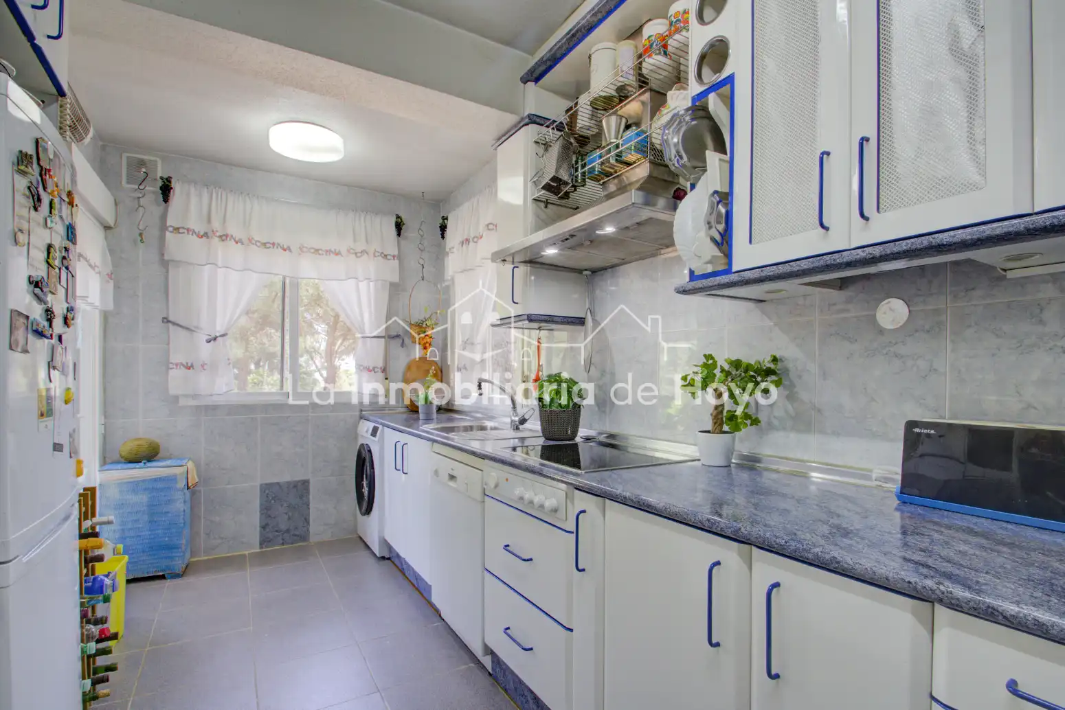 Cocina de Casa o chalet en venta en Hoyo de Manzanares con Calefacción, Jardín privado y Terraza