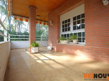 Villa con balcone in vendita a Carrer de Prades