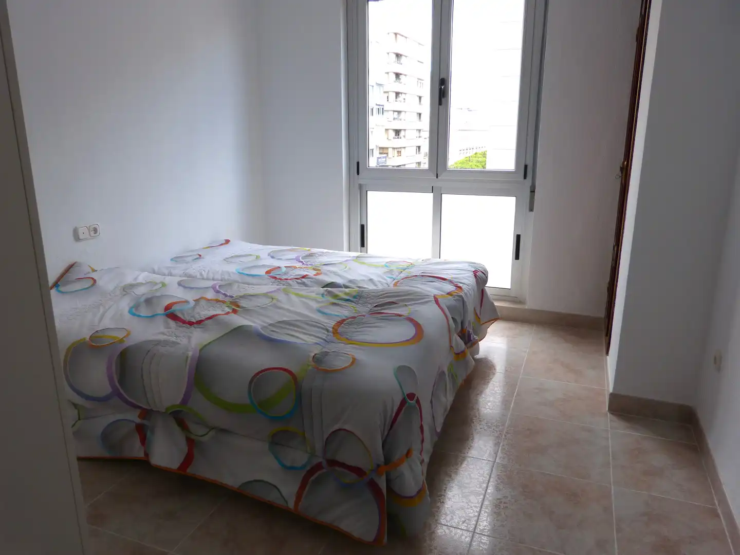 Flat for rent in Calle Navarro Rodrigo, Centro