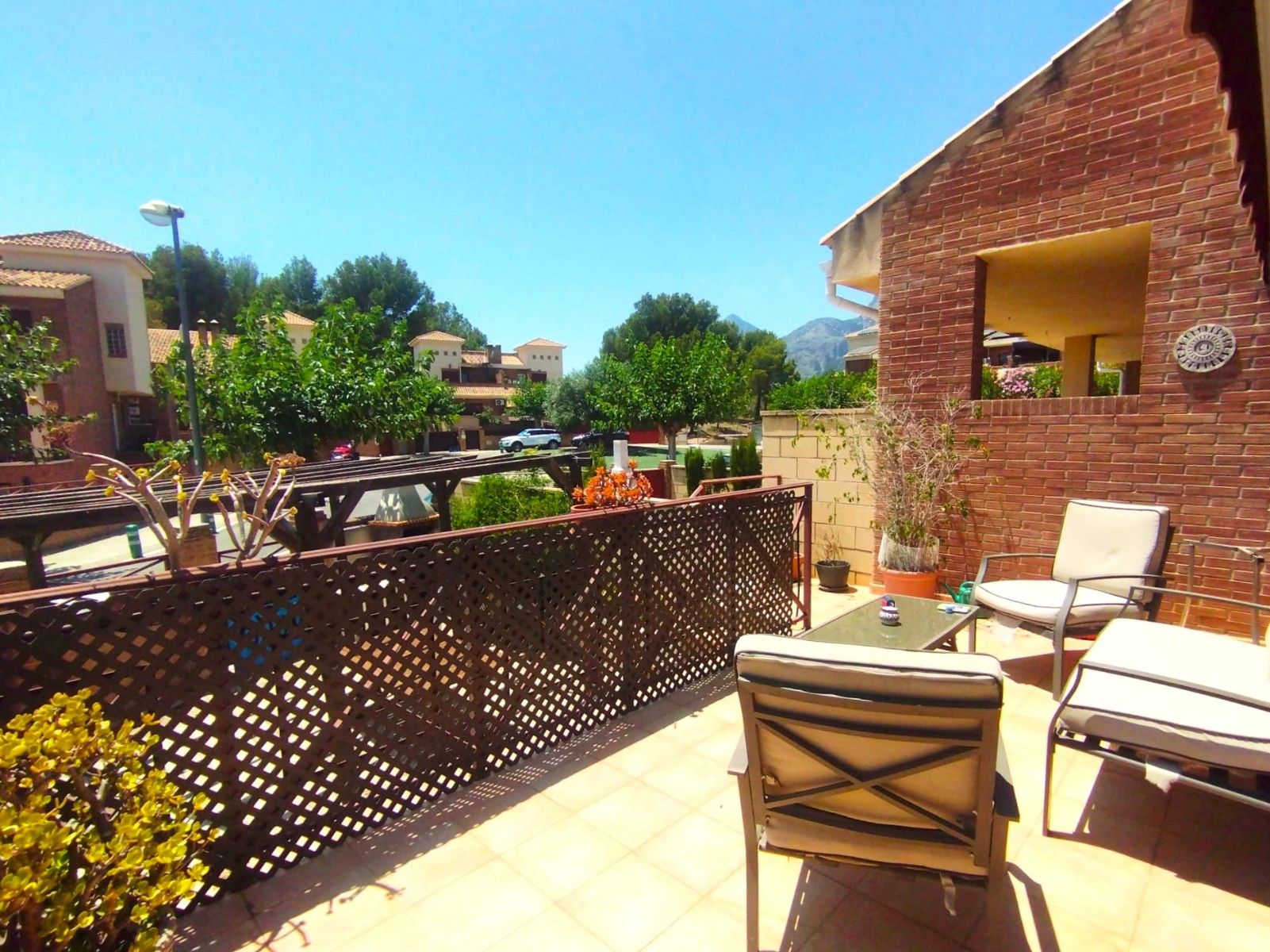 Jardín de Casa adosada en venta en La Nucia con Aire acondicionado, Terraza y Piscina