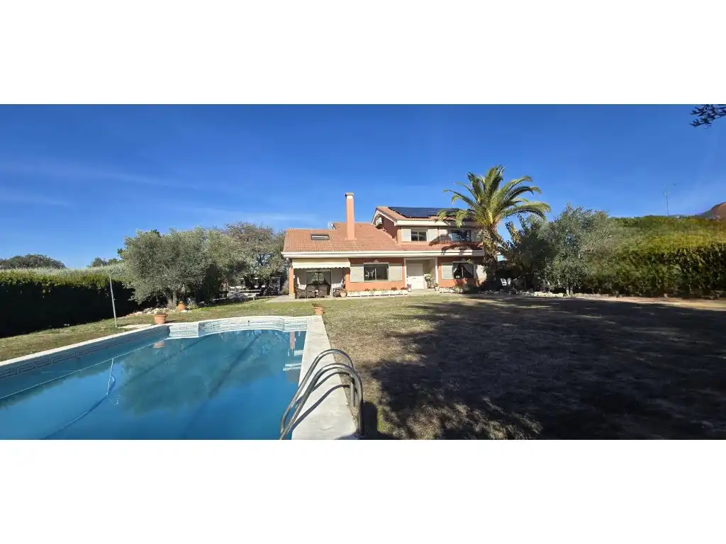 Jardí de Casa o xalet en venda en Las Rozas de Madrid