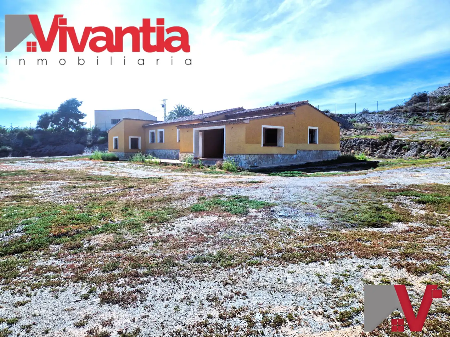 Casa rústica amb jardí en venda a Tébar - Los Arejos, imagen 2