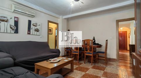 Foto 5 de Piso en venta en Calle Beethoven, Los Guindos - Parque Mediterráneo - Santa Paula, Málaga Capital