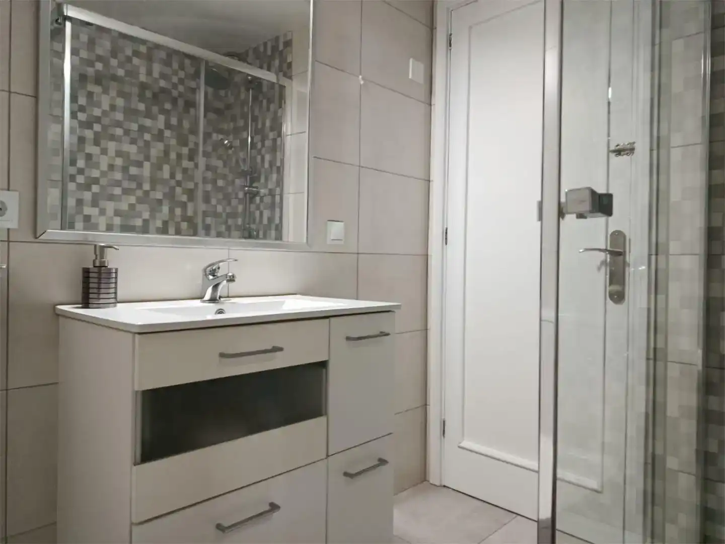 Baño de Piso en venta en Inca con Aire acondicionado