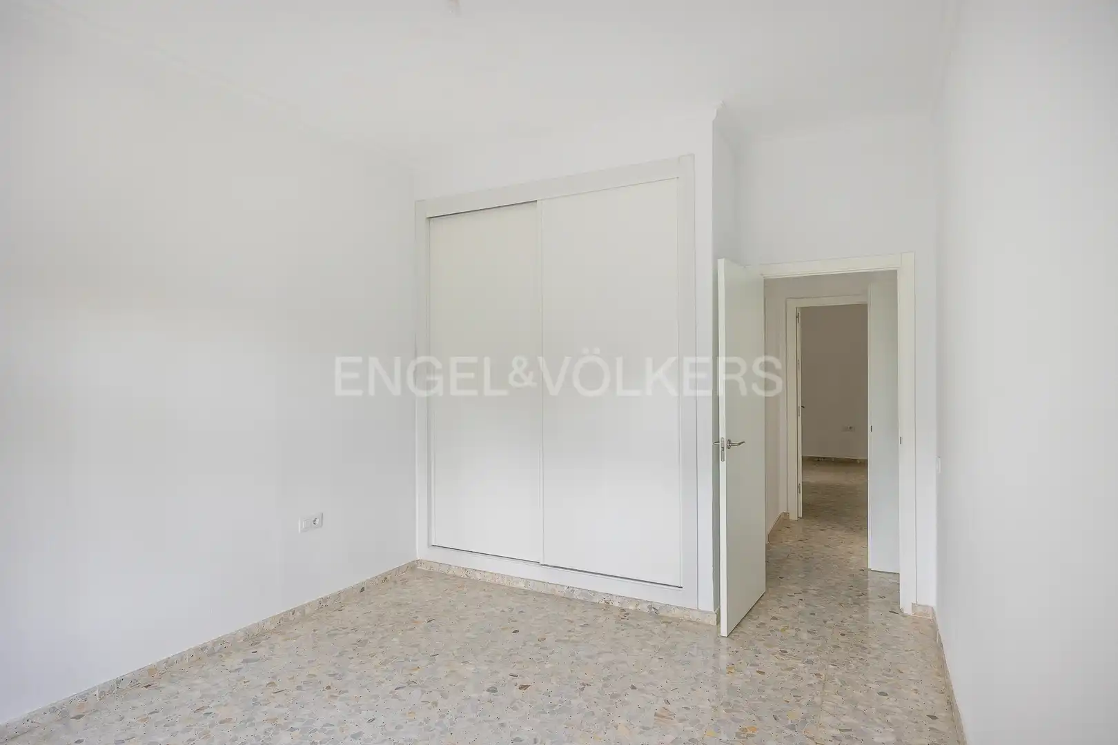 Casa o xalet en venda en Alcalá de Guadaira amb Calefacció, Jardí privat i Terrassa