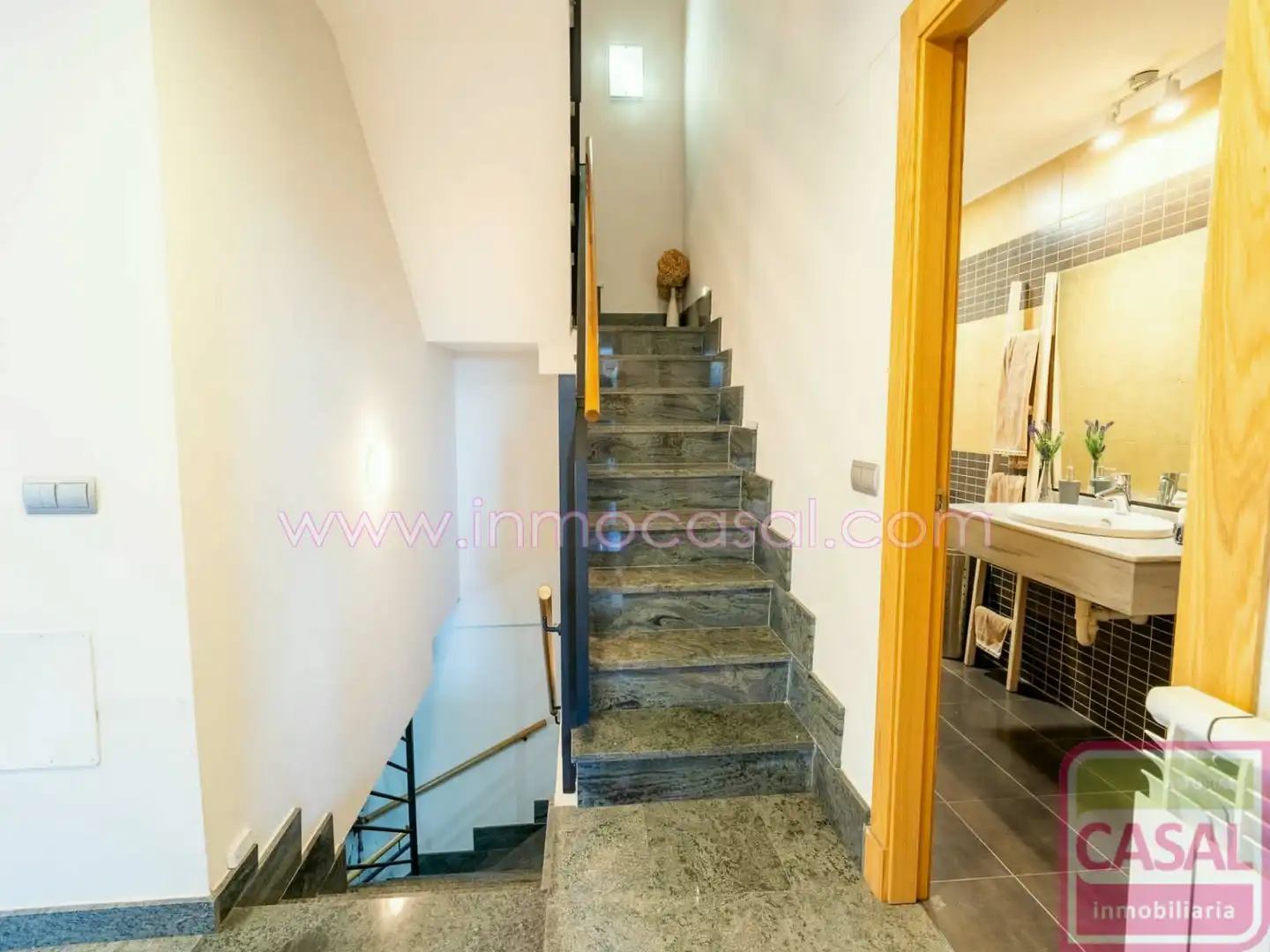 Casa o xalet en venda en Corvera de Asturias amb Calefacció, Terrassa i Traster