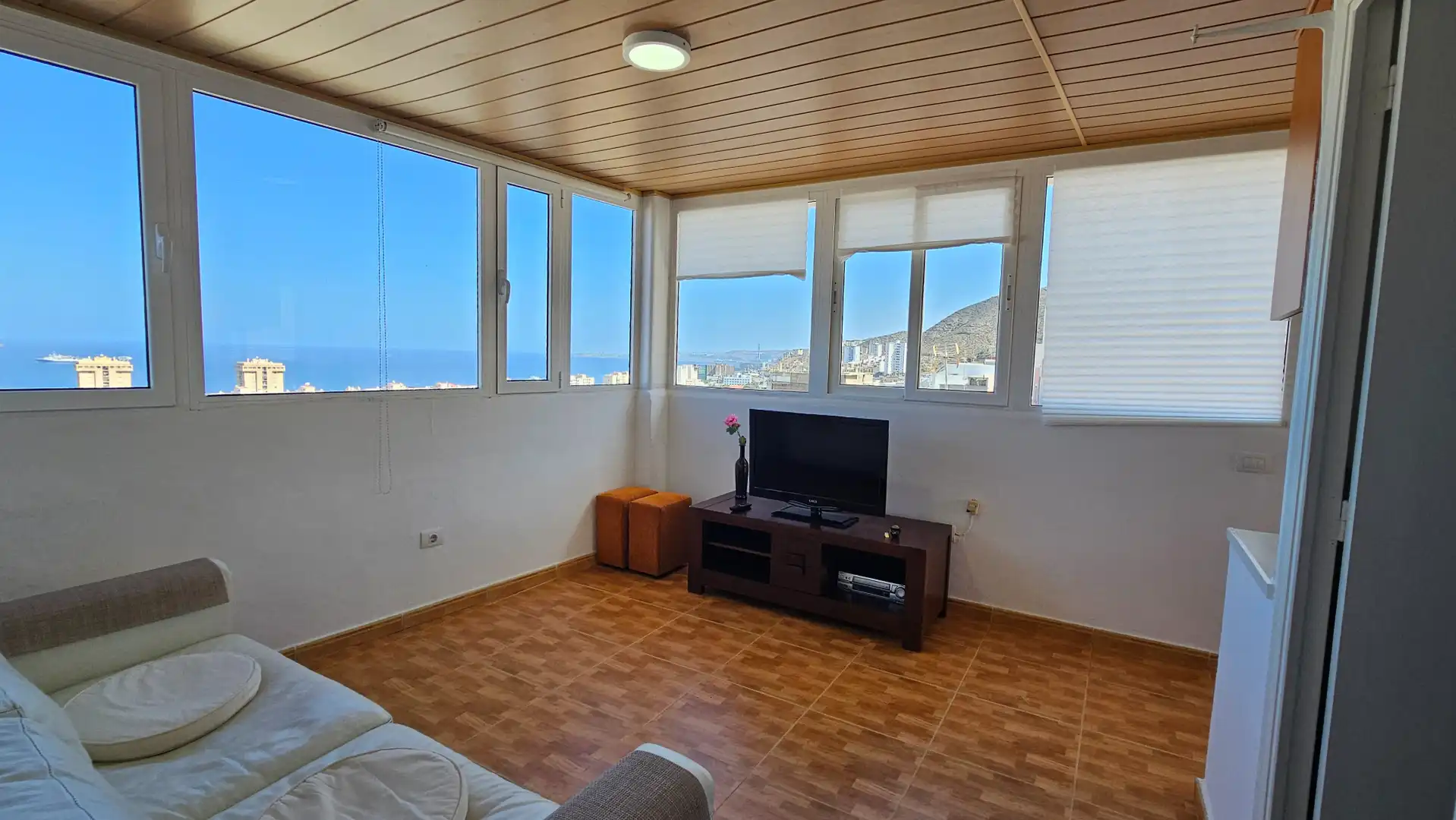 Sala de estar de Ático en venta en Las Palmas de Gran Canaria con Aire acondicionado y Amueblado