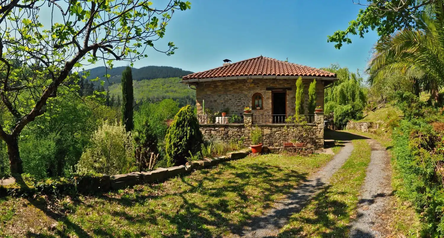Garden of Houses for sale in Orozko  with Private garden and Storage room