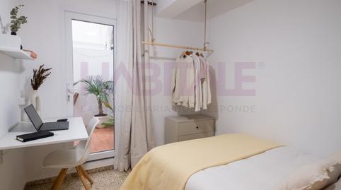Photo 2 of Flat to share in Calle Alcañiz, Torrefiel,  Valencia Capital