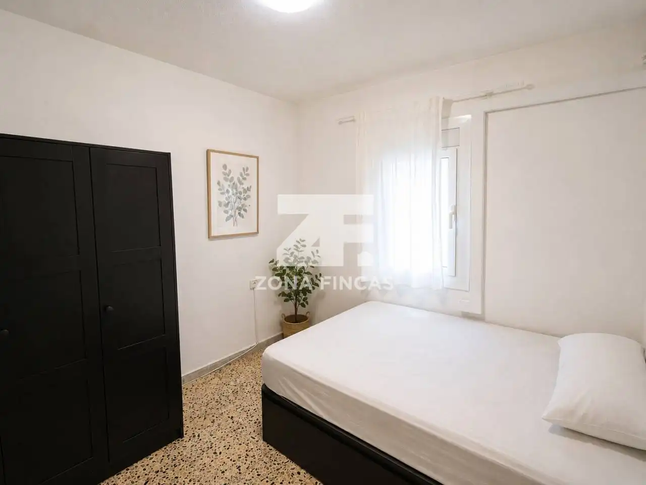 Habitación de Apartamento en venta en Santa Coloma de Gramenet con Aire acondicionado y Calefacción