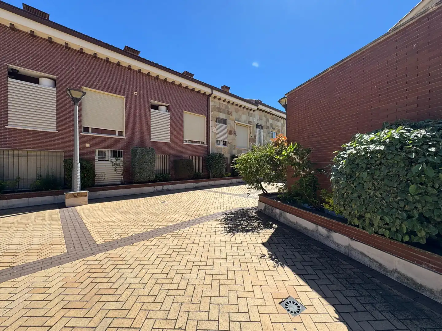 Exterior view of Duplexes for sale in Candeleda  with Heating, Private garden and Storage room