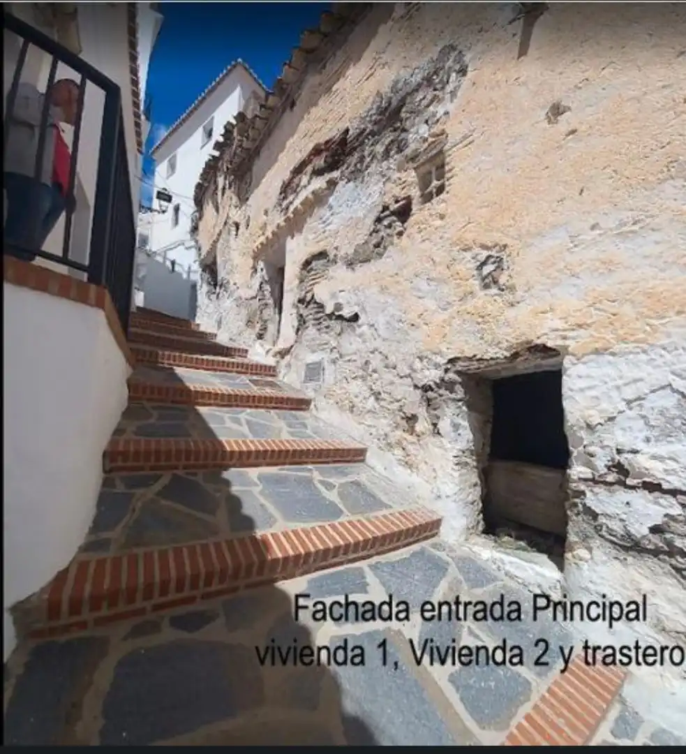 Casa adosada en venda en Sedella
