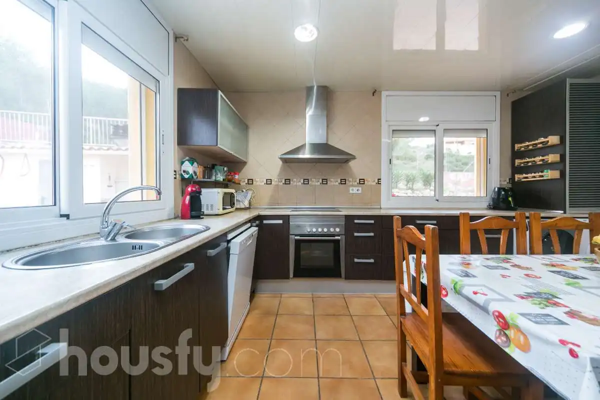 Casa o xalet en venda a Carrer de la Figuera, Olèrdola