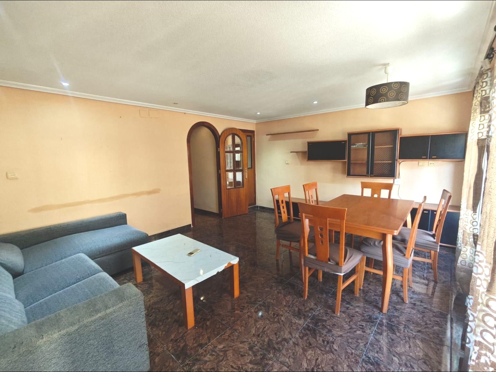 Sala d'estar de Pis en venda en Elche / Elx amb Terrassa i Balcó