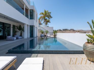 Chalet con balcón en venta en Calle MAR DE ESCOCIA 19