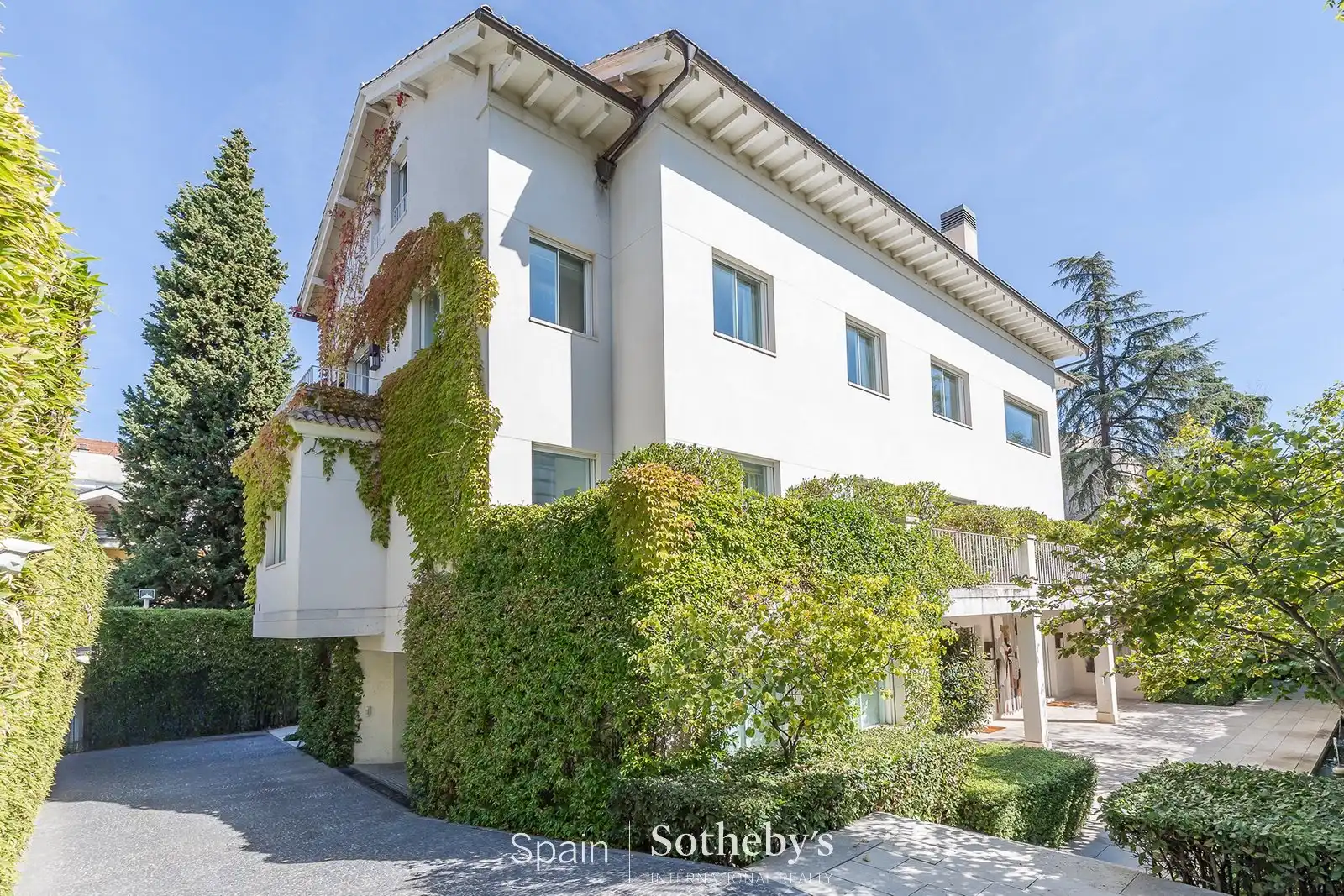 Exterior view of Houses for sale in Madrid  with Air Conditioner, Heating and Private garden