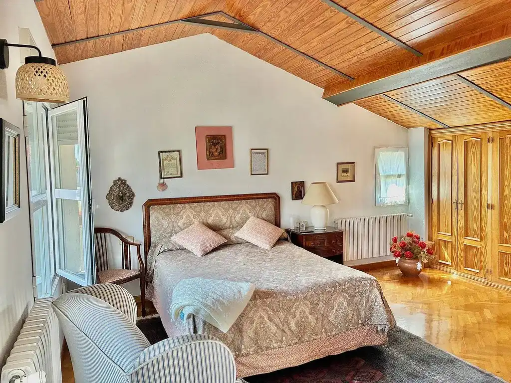 Habitación de Casa o chalet en venta en El Barco de Ávila  con Calefacción, Jardín privado y Terraza