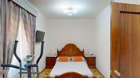 Foto 2 de Piso en venta en Carrer D'astúries, Camí Fondo, Valencia