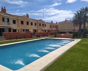 Swimming pool of House or chalet to rent in Islantilla