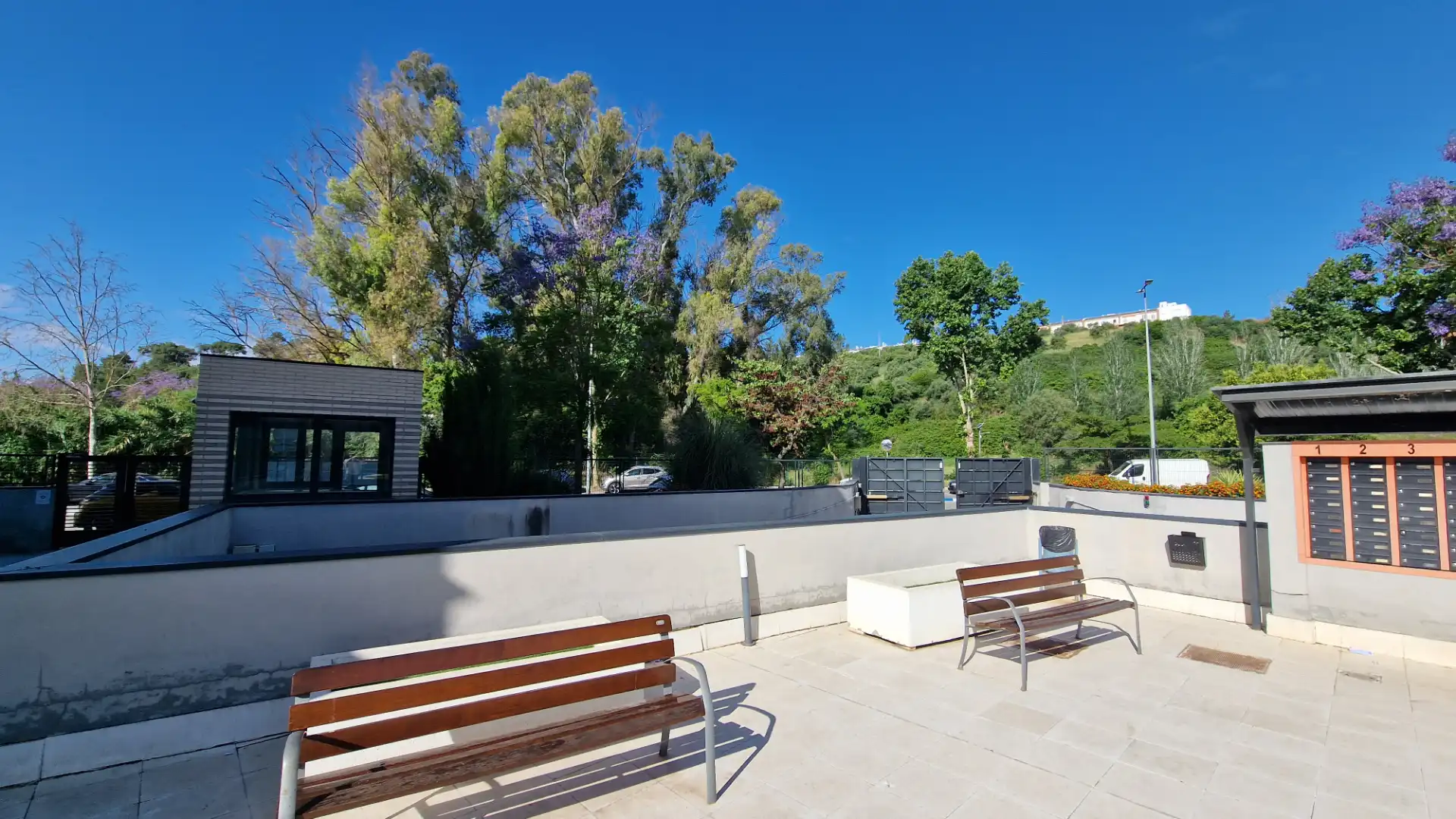 Terrasse von Dachboden zum Verkauf in San Juan de Aznalfarache mit Klimaanlage, Abstellraum und Gemeinschaftspool
