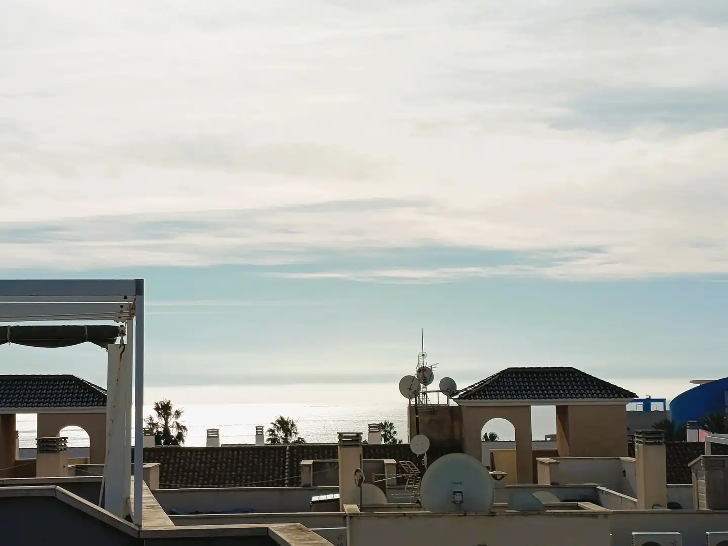 Außenansicht von Dachboden zum Verkauf in Orihuela mit Klimaanlage, Terrasse und Schwimmbad
