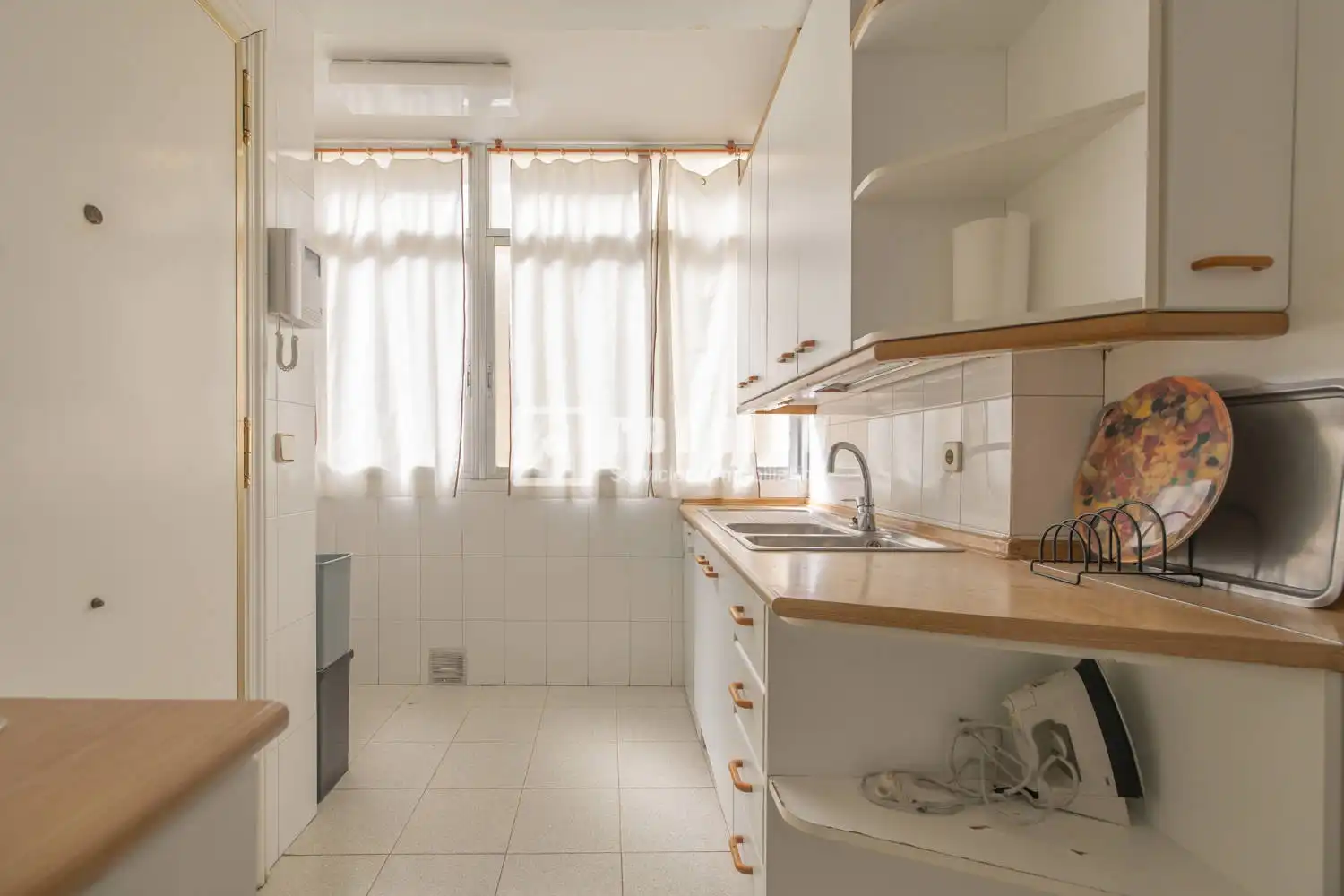 Küche von Wohnung zum Verkauf in Madrid mit Klimaanlage, Heizung und Terrasse