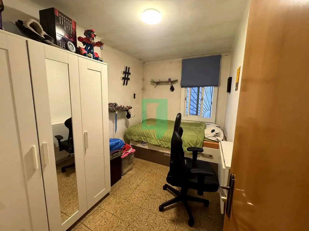 Bedroom of Flat for sale in Badalona